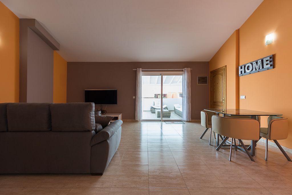 Apartment F&M Penthouse With Terrace Near Airport And Beaches
